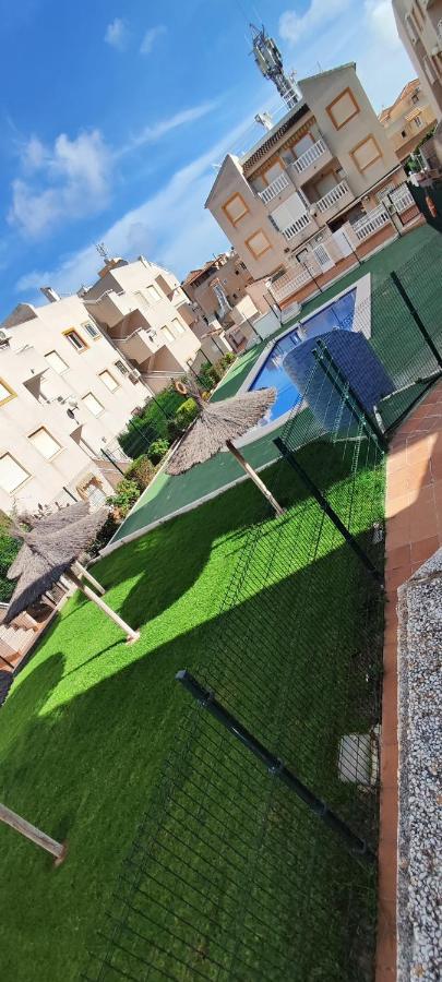 또레비에하 Parque Aromatico Con Dos Piscinas 아파트 외부 사진